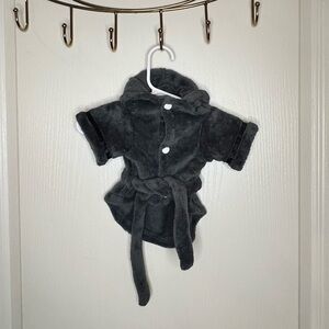 Pet bathrobe suitable for small dogs and cat